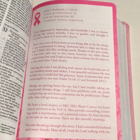 Here’s Hope Pink Ribbon Breast Cancer Awareness Holy Bible - Picture 6 of 10
